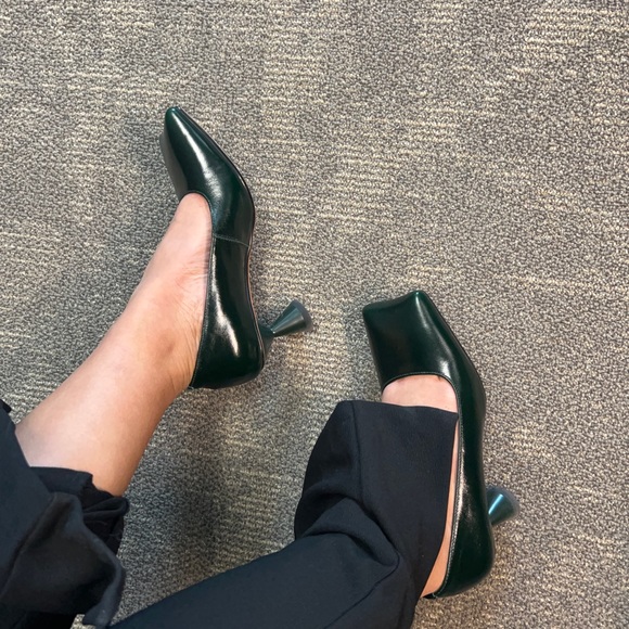 Beautiful Leather Heels - Picture 2 of 5